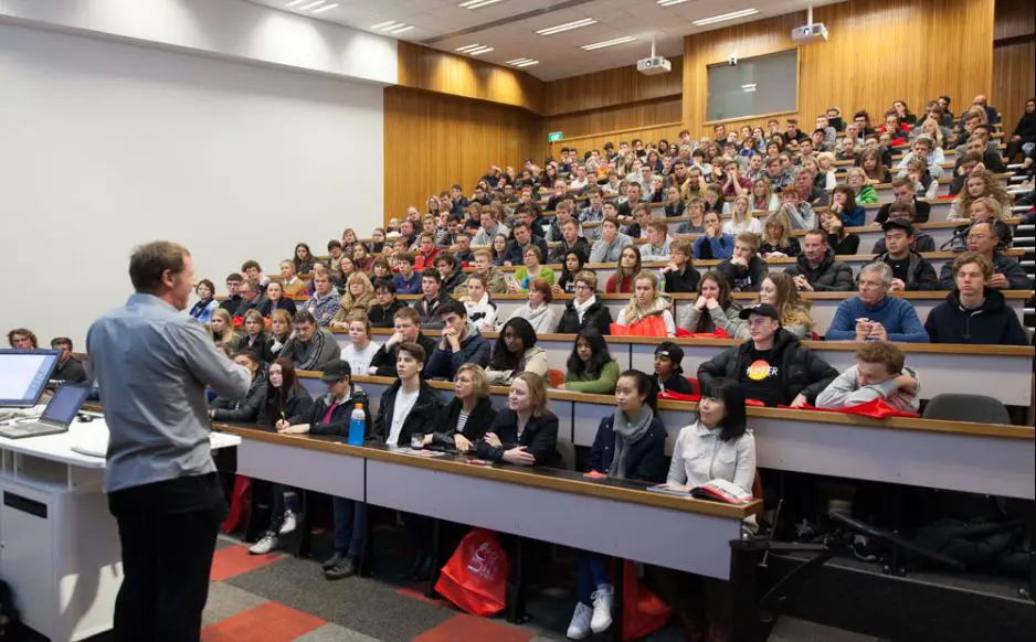 How to Become a University Lecturer