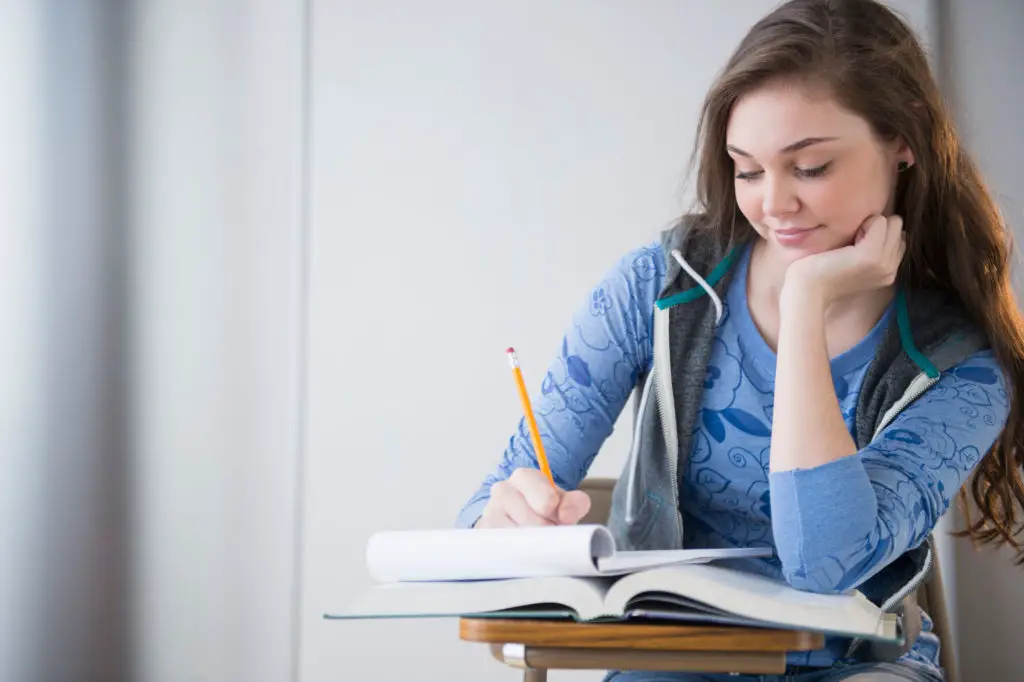 How to Write a Reflective Essay for University?