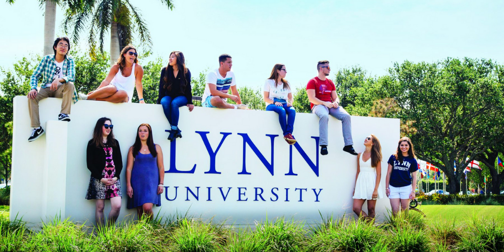 Academic Achievement Scholarship at Lynn University