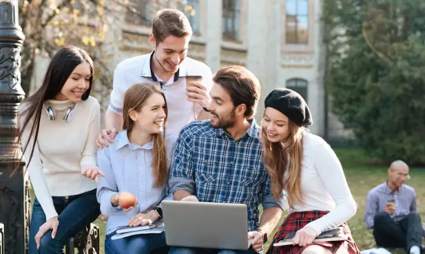 Co-sponsored Research Fellowship for Japanese Students in Italy