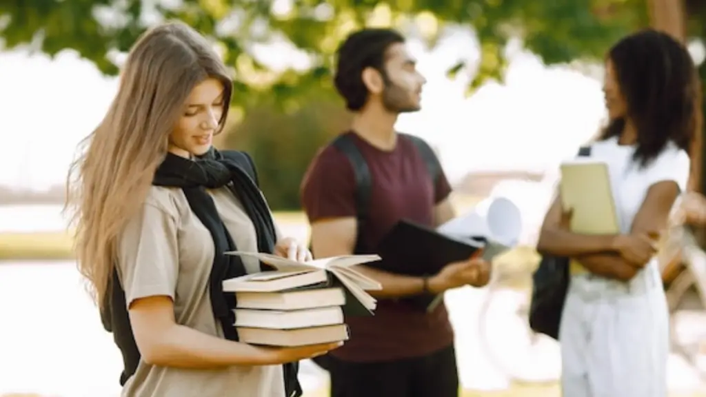 Astronomy in Africa Scholarships, 20232024 (3)