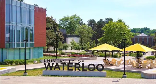 Lan Wong Chu Entrance Scholarship for Student from China or Hong Kong